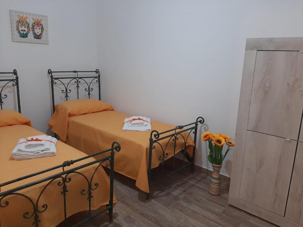 Casa Vacanze Il Girasole Bagheria Buitenkant foto
